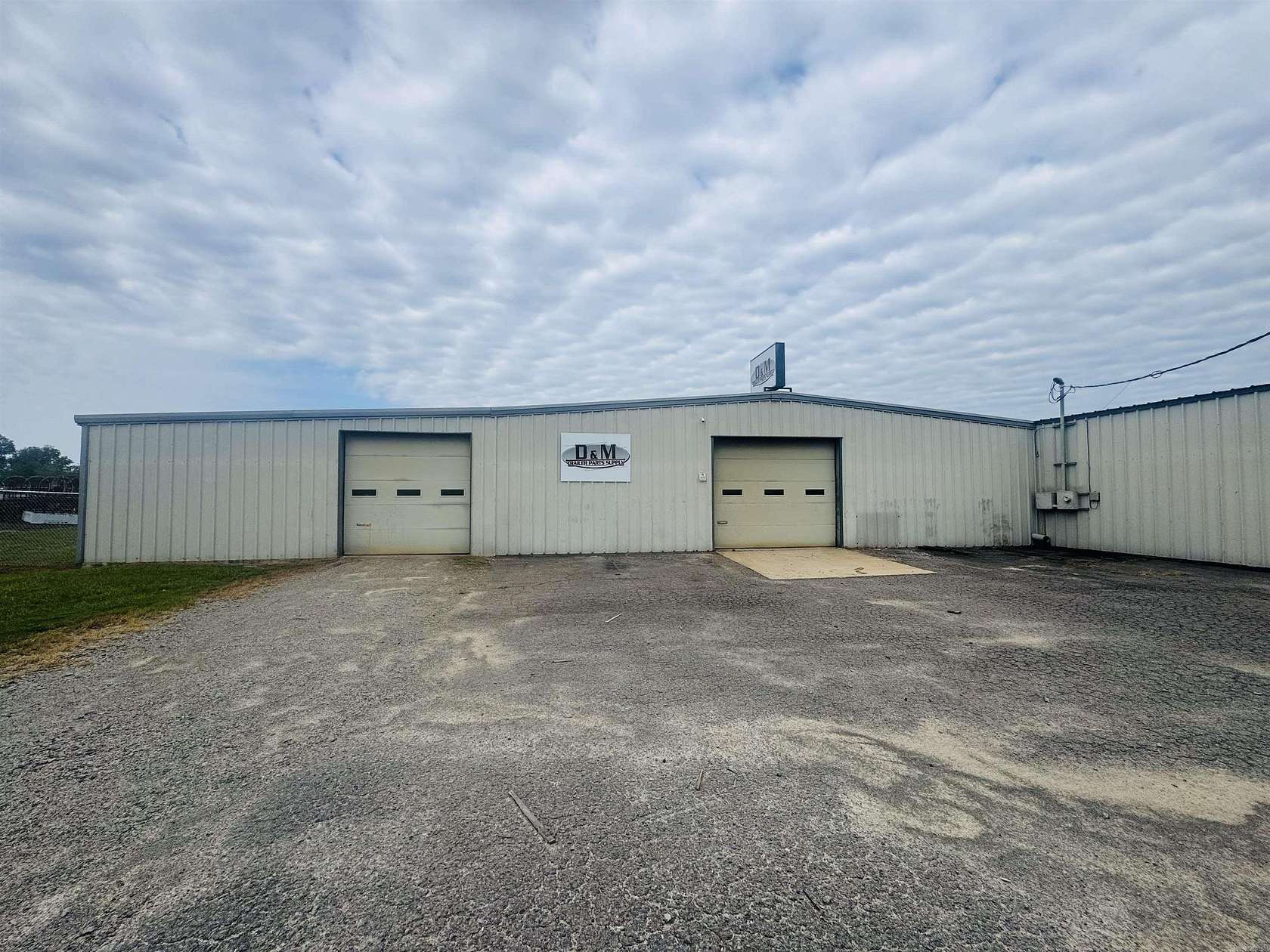 3.85 Acres of Improved Commercial Land for Sale in Vilonia, Arkansas