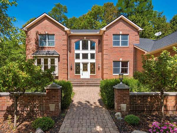 2.78 Acres of Residential Land with Home for Sale in Canal Winchester, Ohio