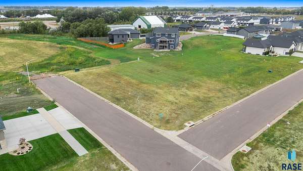 0.33 Acres of Residential Land for Sale in Harrisburg, South Dakota