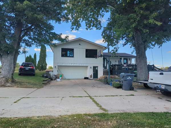 5 Acres of Residential Land with Home for Sale in Lewisville, Indiana