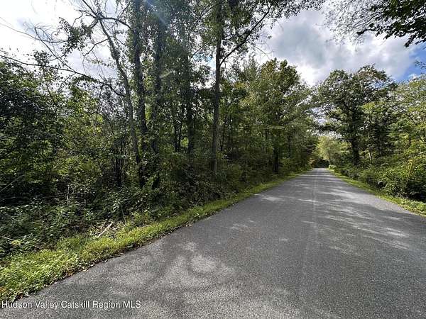 2.4 Acres of Residential Land for Sale in Saugerties, New York