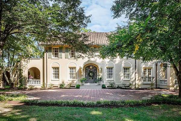 2.68 Acres of Residential Land with Home for Sale in Cookeville, Tennessee