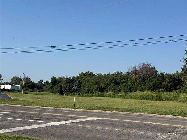 1.89 Acres of Commercial Land for Sale in Muskogee, Oklahoma