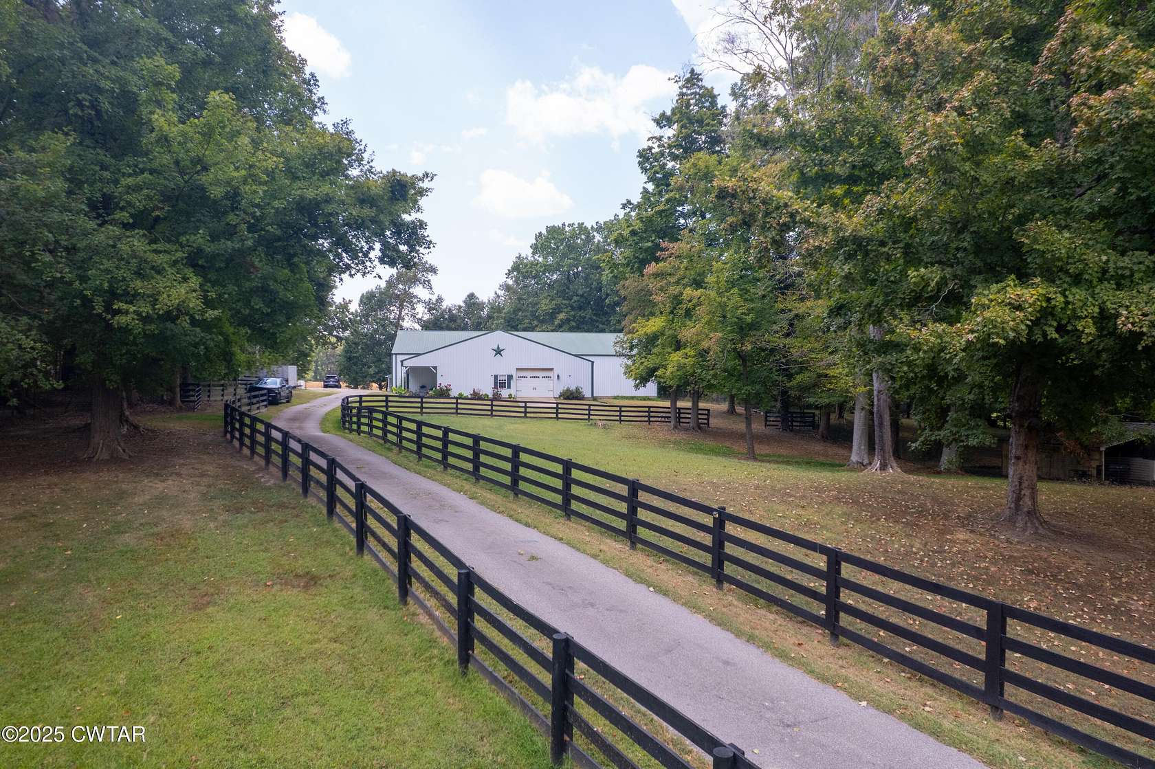 5.55 Acres of Land with Home for Sale in Trenton, Tennessee
