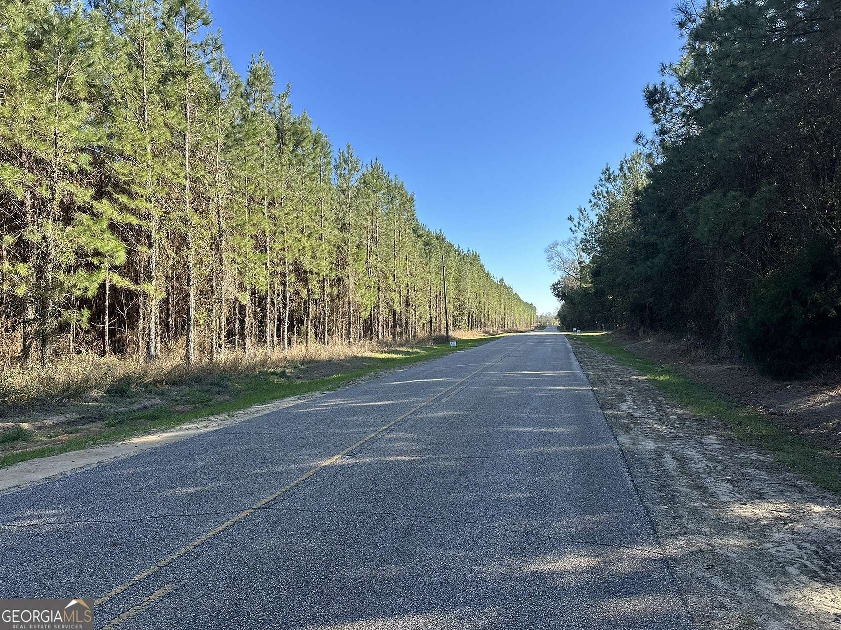 6.83 Acres of Residential Land for Sale in Gordon, Alabama