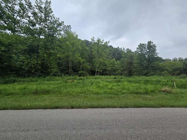 21 Acres of Recreational Land for Sale in Stanton, Kentucky