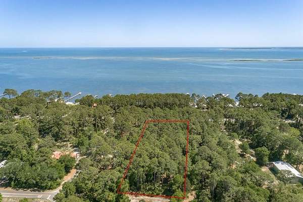 1 Acre of Residential Land for Sale in Carrabelle, Florida