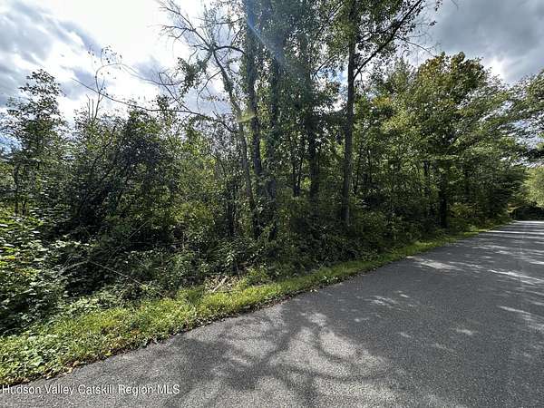 2.24 Acres of Residential Land for Sale in Saugerties, New York