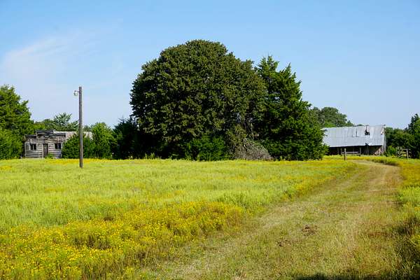 10 Acres of Recreational Land & Farm for Sale in Chandler, Oklahoma