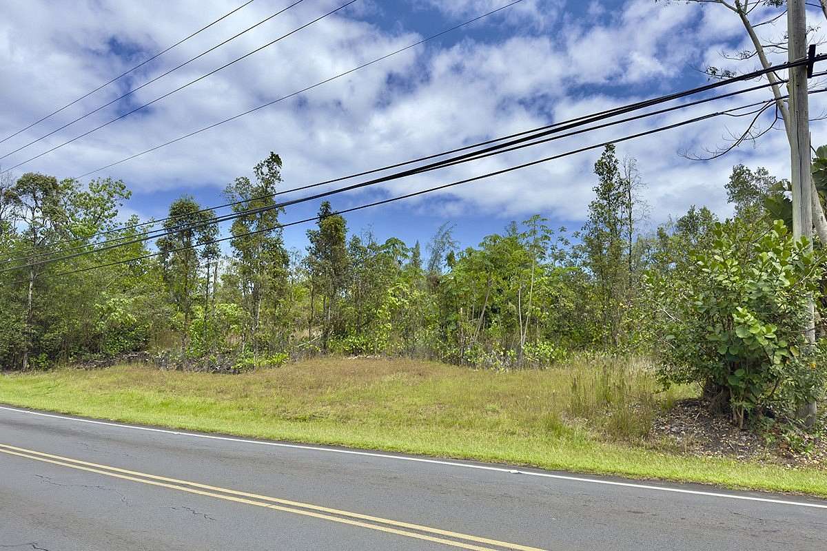 1 Acre of Land for Sale in Keaau, Hawaii