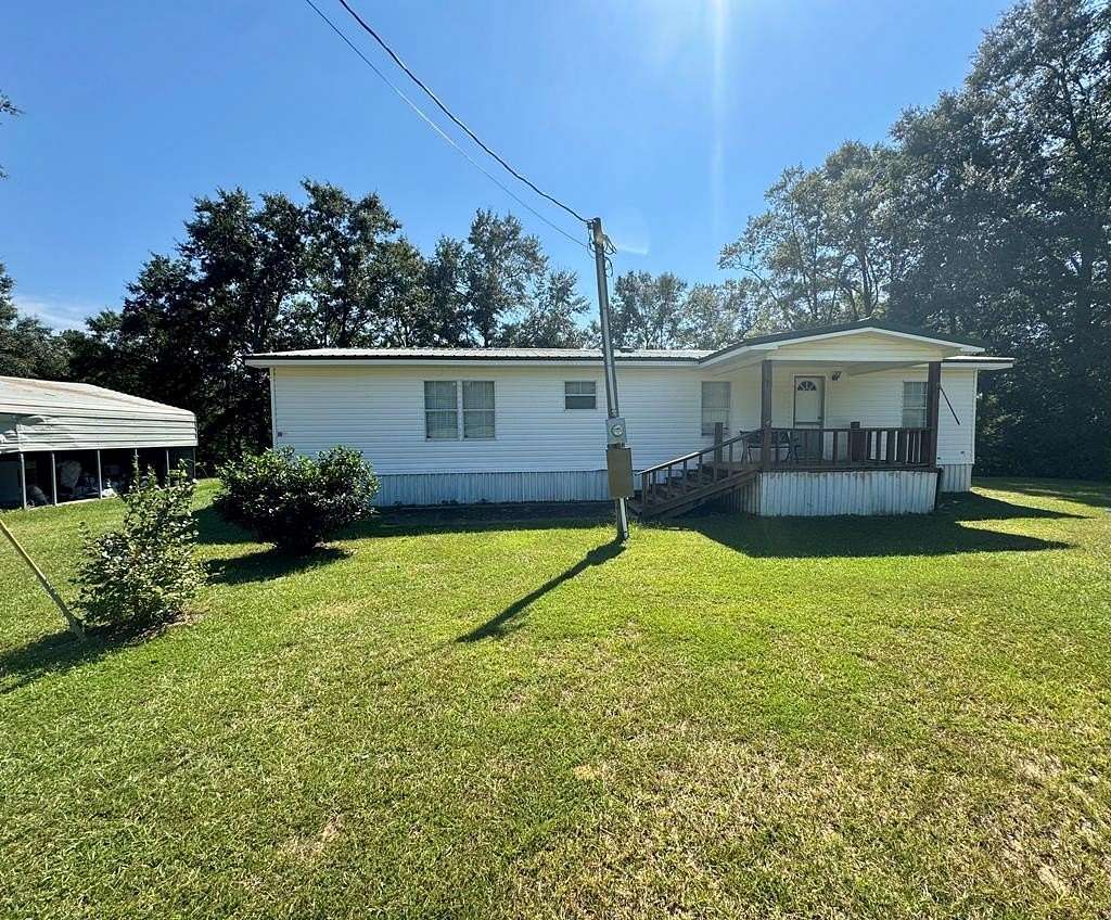 7 Acres of Residential Land with Home for Sale in Troy, Alabama