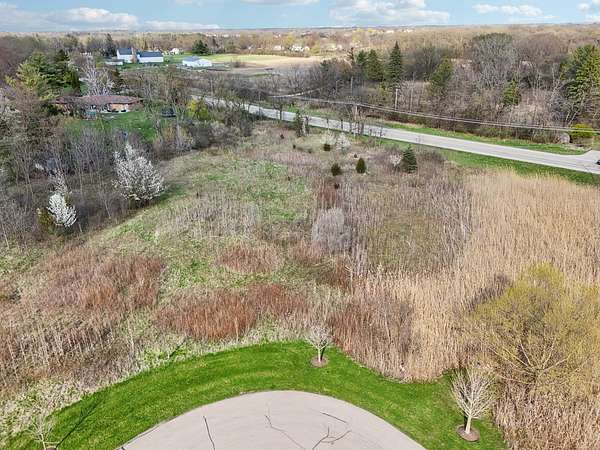 1.2 Acres of Residential Land for Sale in Lake Barrington, Illinois