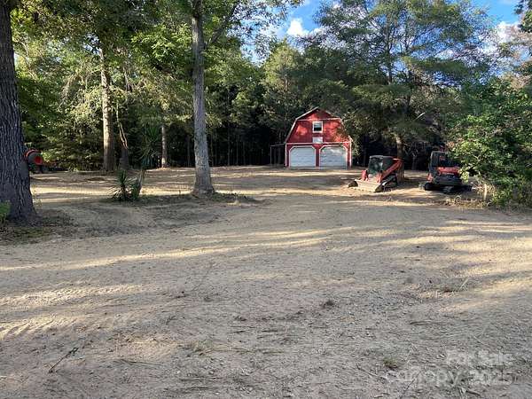 7 Acres of Residential Land for Sale in Edgemoor, South Carolina