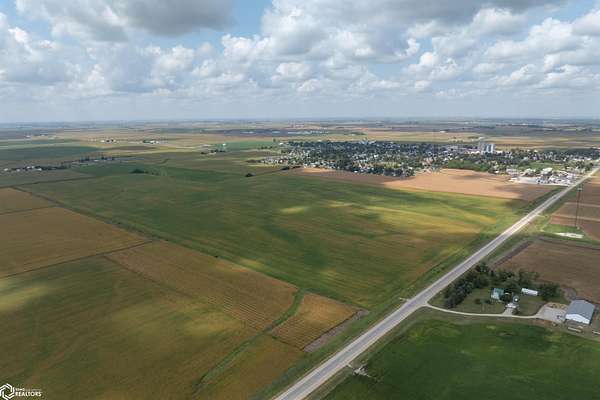 94.9 Acres of Agricultural Land for Auction in Dysart, Iowa