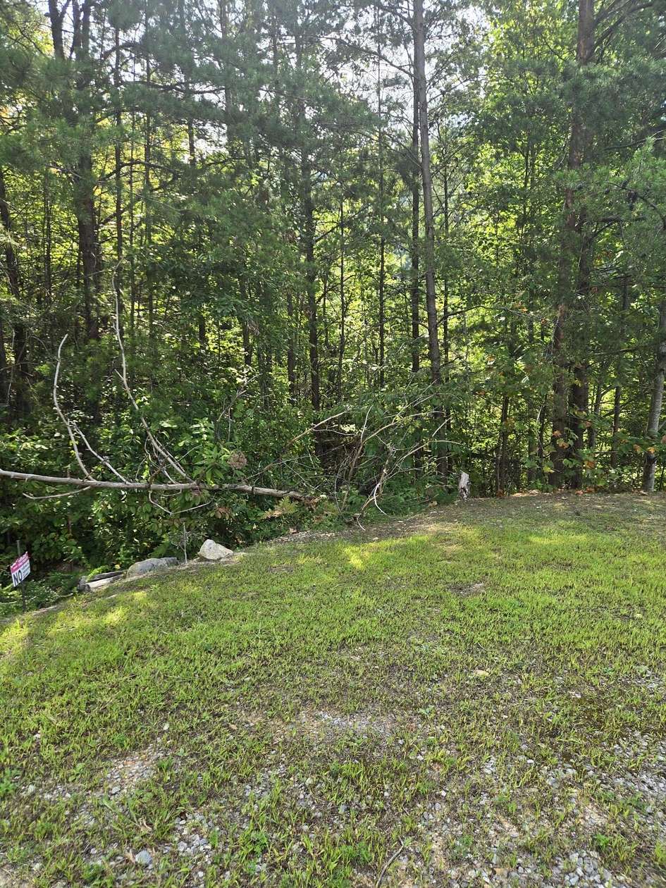 5 Acres of Residential Land for Sale in Newport, Tennessee