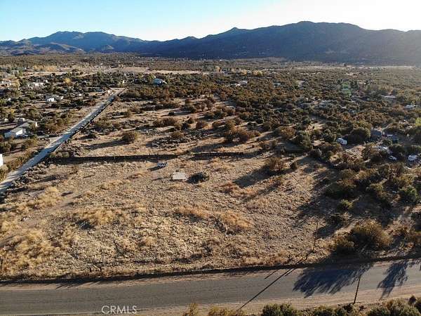 13 Acres of Land for Sale in Anza, California