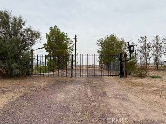 10 Acres of Residential Land with Home for Sale in Newberry Springs, California