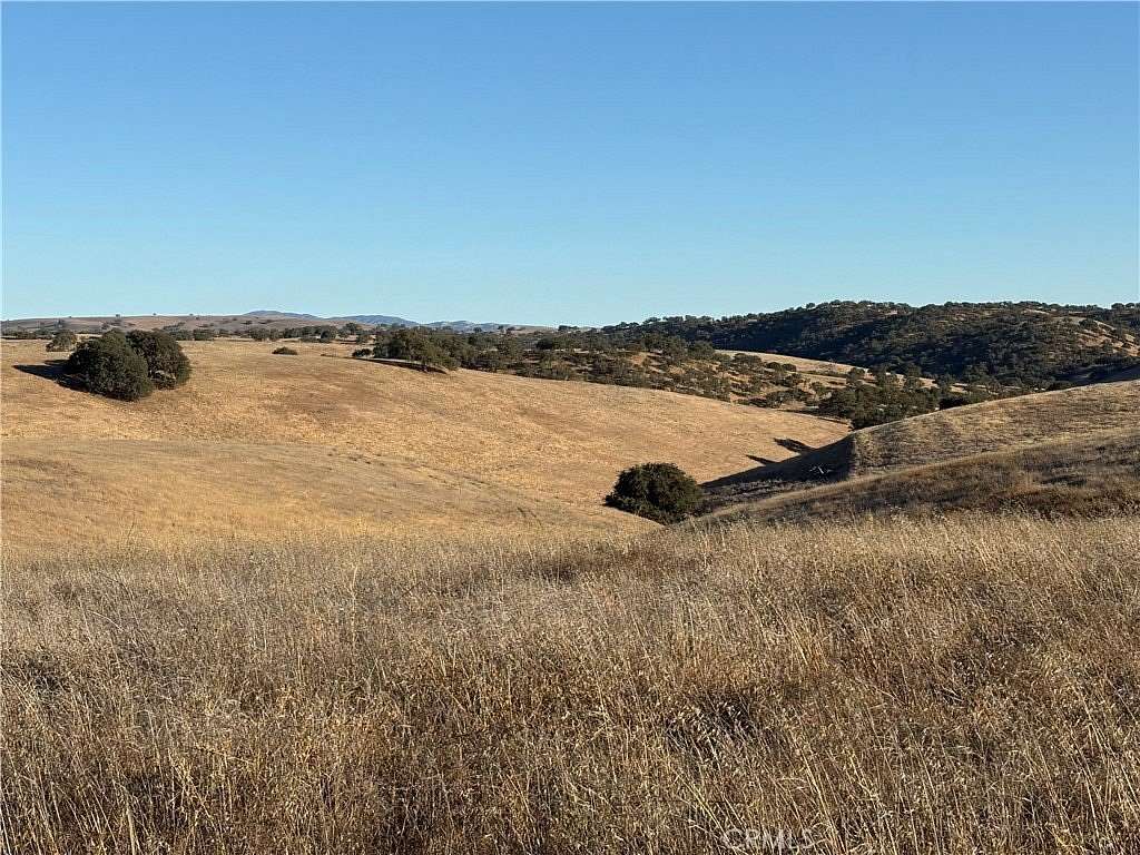 9.76 Acres of Land for Sale in Paso Robles, California
