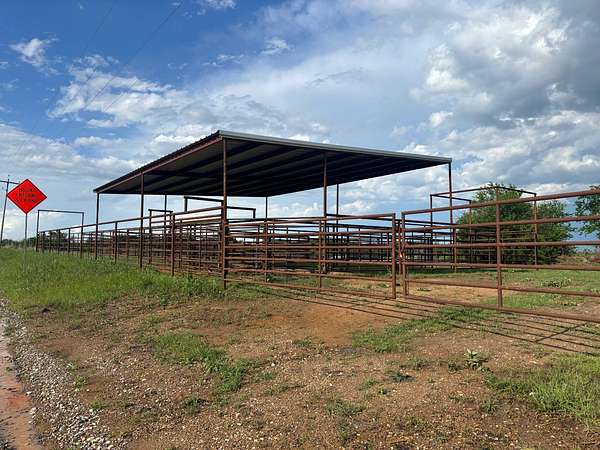 357 Acres of Land for Sale in Tupelo, Oklahoma