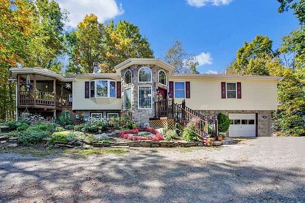 10 Acres of Residential Land with Home for Sale in Mansfield, Pennsylvania