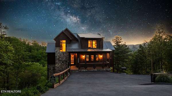 1.5 Acres of Residential Land with Home for Sale in Walland, Tennessee