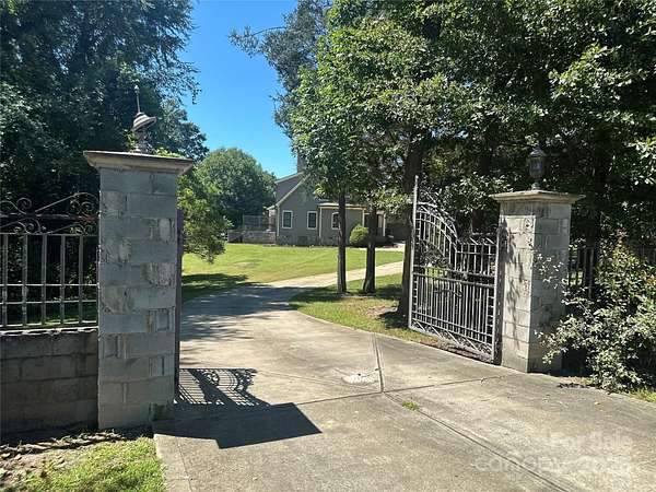 1.6 Acres of Residential Land with Home for Sale in Charlotte, North Carolina