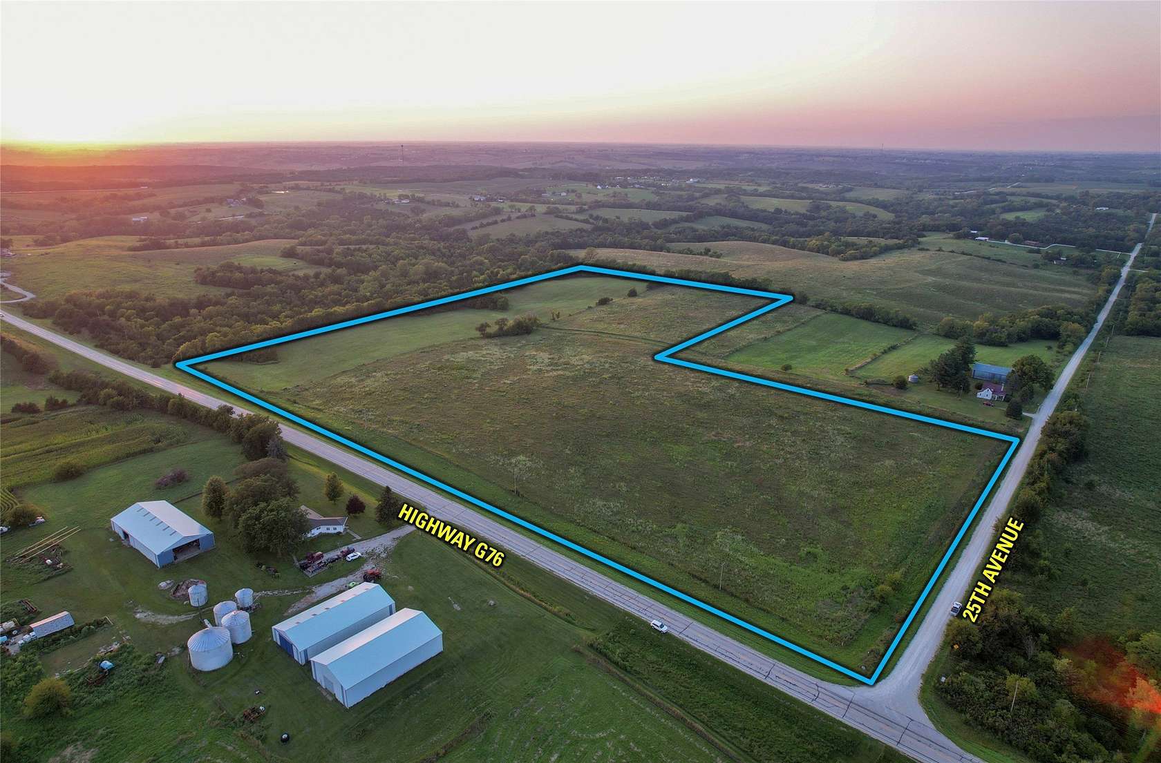 28 Acres of Land for Auction in New Virginia, Iowa