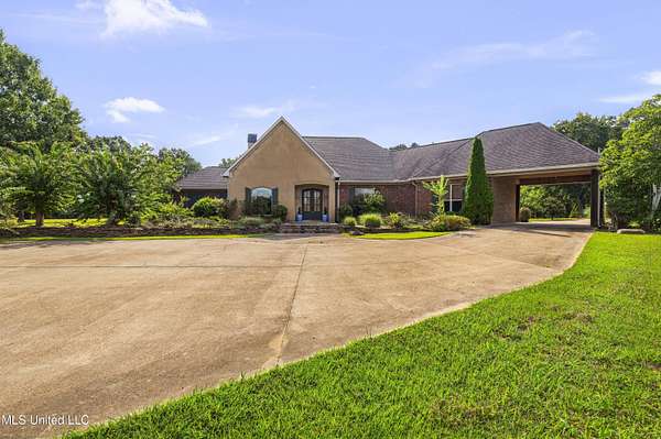 14 Acres of Land with Home for Sale in Raymond, Mississippi