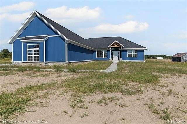 5 Acres of Residential Land with Home for Sale in China Township, Michigan