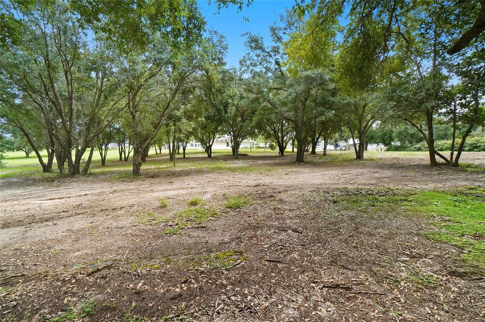 0.91 Acres of Residential Land for Sale in Lake Hamilton, Florida