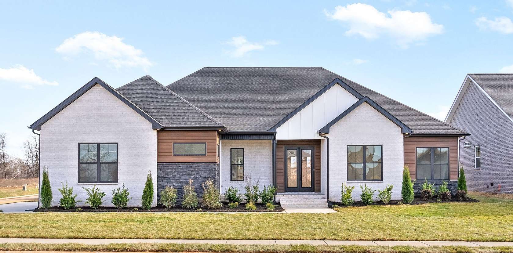 2.1 Acres of Residential Land with Home for Sale in Clarksville, Tennessee