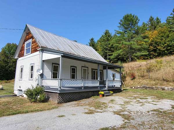 5.22 Acres of Residential Land with Home for Sale in Topsham Town, Vermont