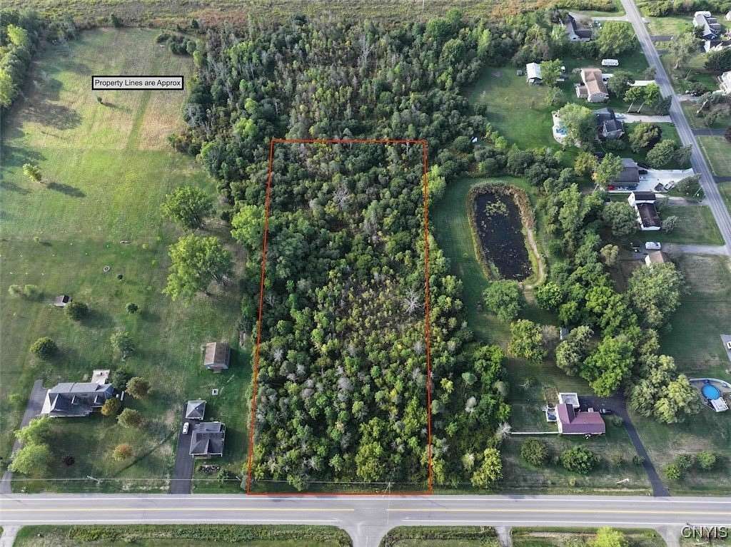 3.5 Acres of Residential Land for Sale in Lockport, New York