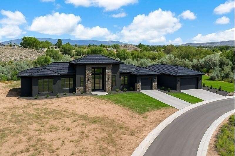 1.3 Acres of Residential Land for Sale in Grand Junction, Colorado