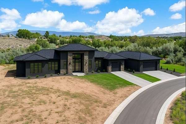 1.3 Acres of Residential Land for Sale in Grand Junction, Colorado