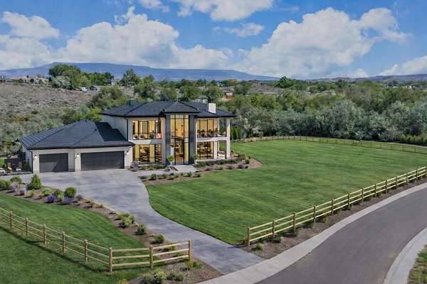 1.3 Acres of Residential Land for Sale in Grand Junction, Colorado