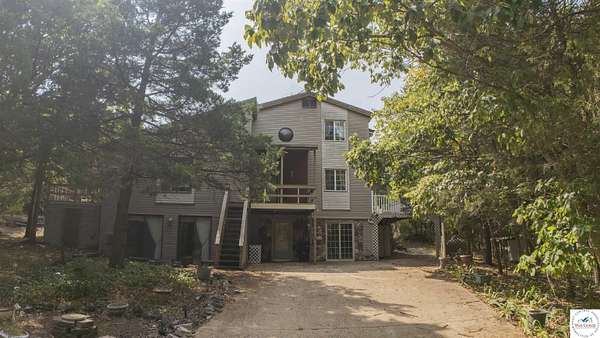 2.8 Acres of Residential Land with Home for Sale in Edwards, Missouri