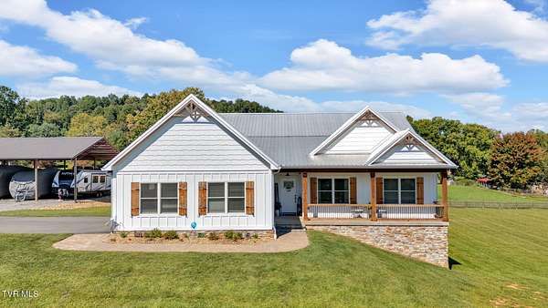 4.67 Acres of Residential Land with Home for Sale in Gray, Tennessee