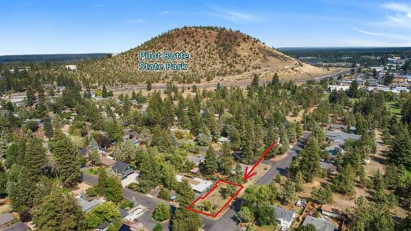 0.11 Acres of Residential Land for Sale in Bend, Oregon