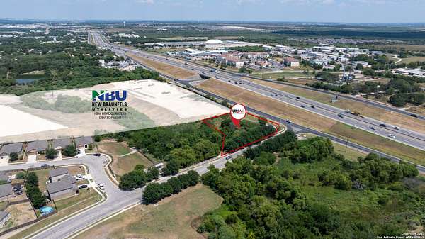 1 Acre of Commercial Land for Sale in New Braunfels, Texas
