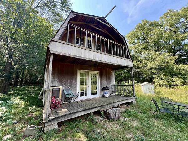 7.76 Acres of Residential Land with Home for Sale in Mena, Arkansas