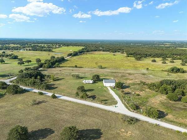 20 Acres of Land with Home for Sale in Sunset, Texas