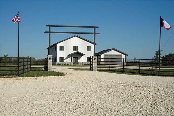 12 Acres of Land with Home for Sale in Hamilton, Texas