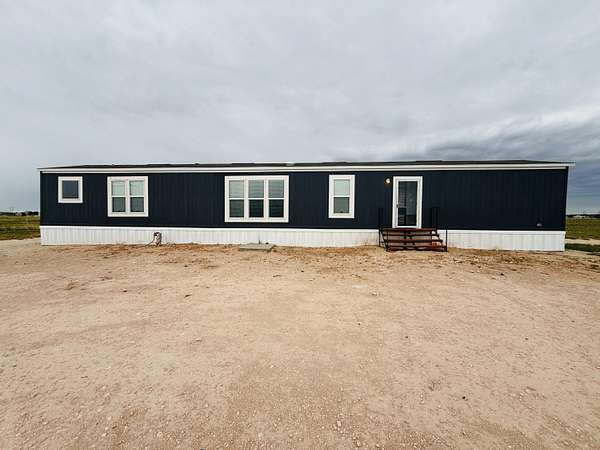 2.28 Acres of Residential Land with Home for Sale in Seminole, Texas