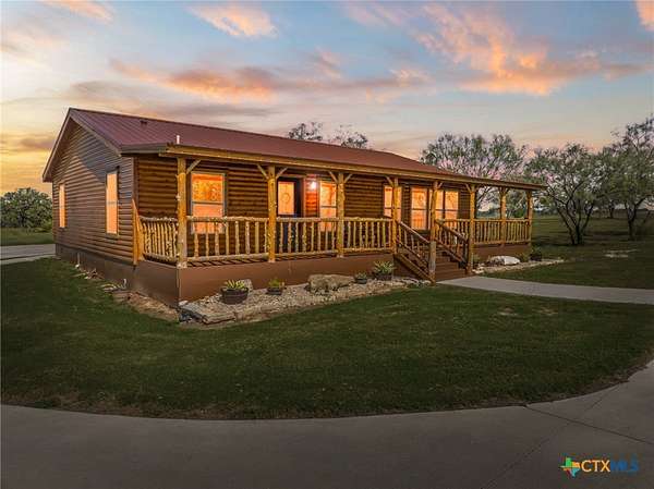 618 Acres of Land with Home for Sale in Purmela, Texas