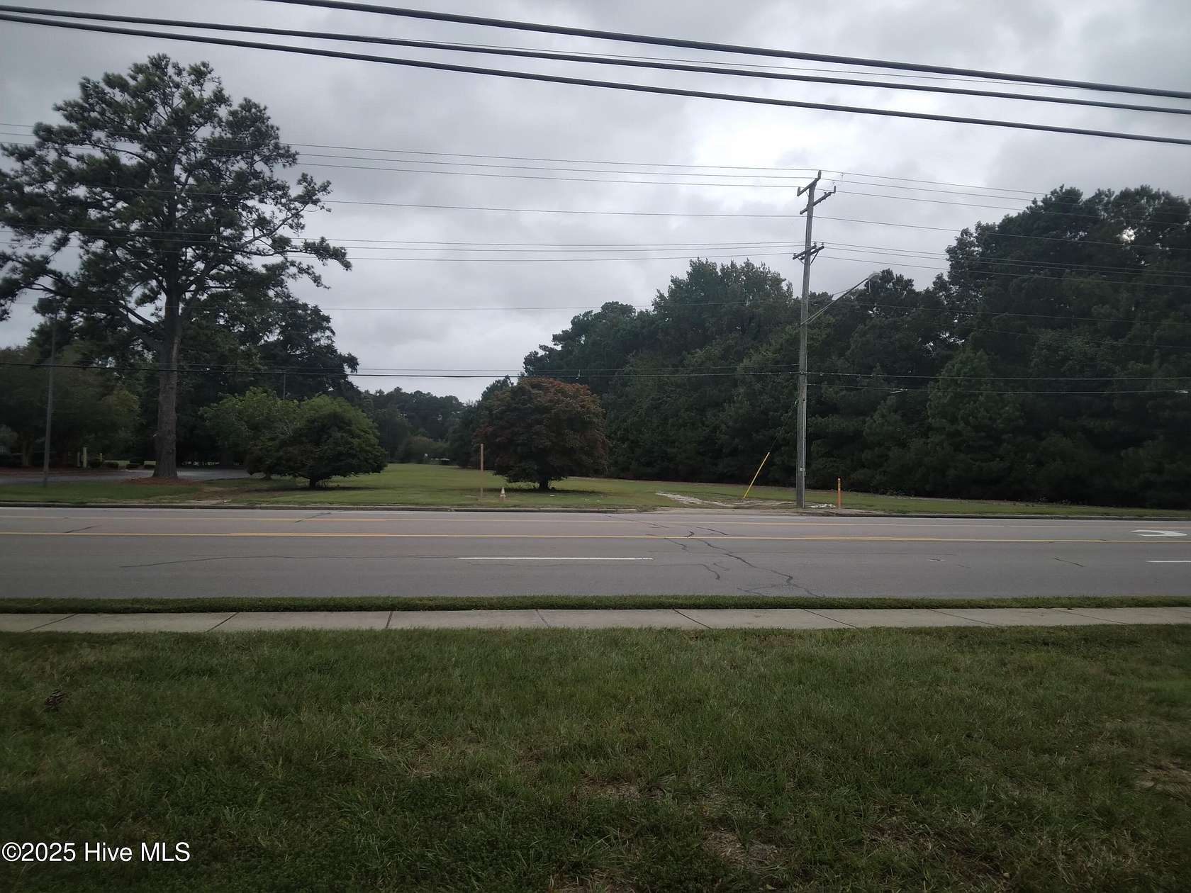 1.87 Acres of Mixed-Use Land for Sale in Elizabeth City, North Carolina