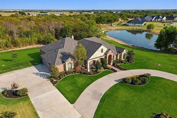 4 Acres of Residential Land with Home for Sale in Rockwall, Texas