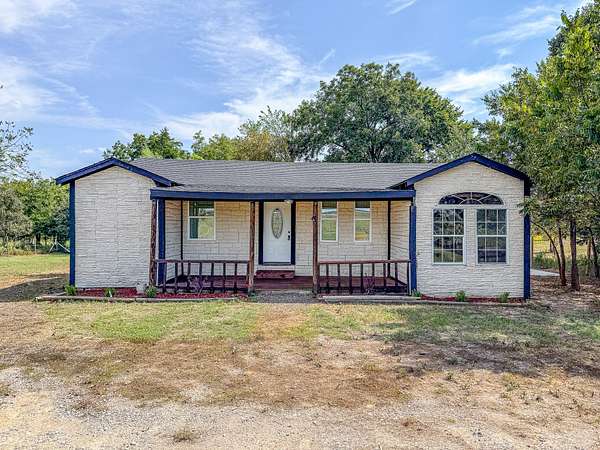 1.53 Acres of Land with Home for Sale in Richland, Texas
