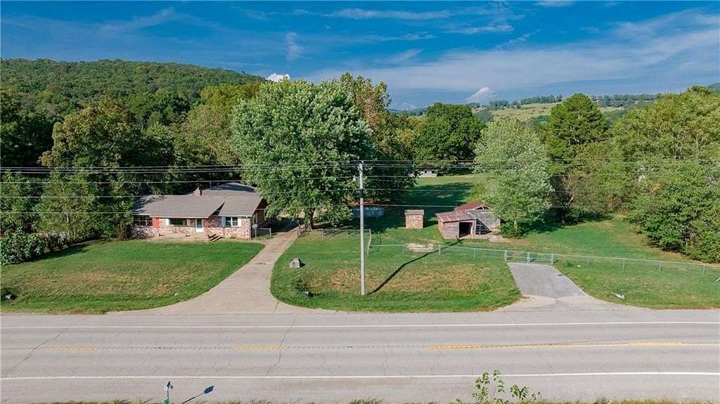 2.38 Acres of Residential Land with Home for Sale in Winslow, Arkansas