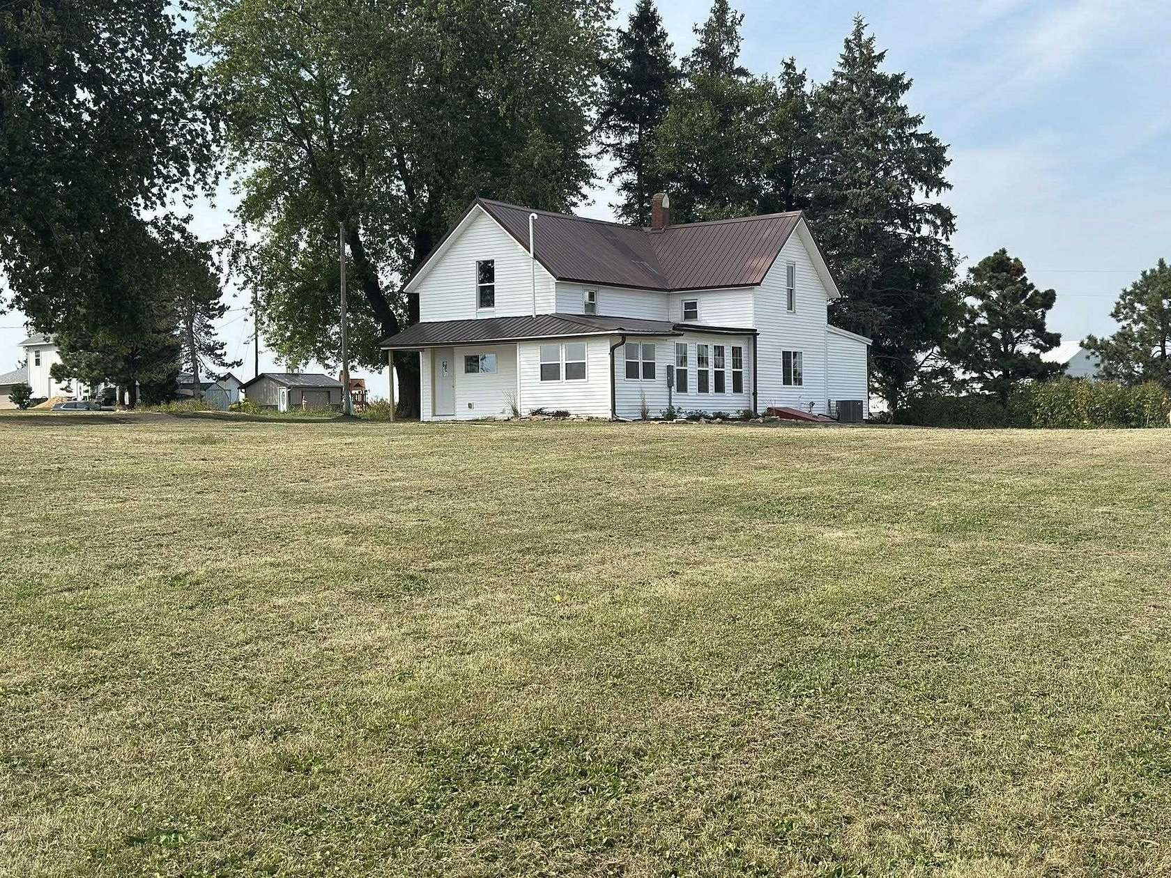 5.48 Acres of Land with Home for Sale in Baldwin, Iowa